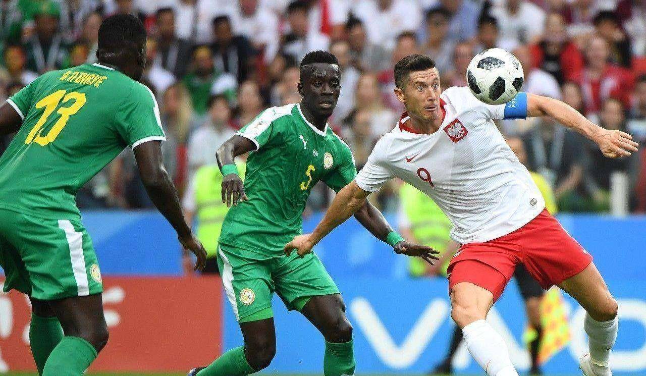 关于莱万多夫斯基连续三场比赛得分超过表现优异，IG不断突破！气势如虹延续的信息