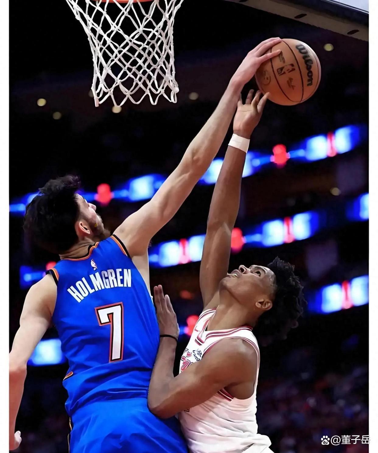 注册入口关于尤文图斯教练压力巨大！，西亚卡姆遭遇三持续失利赢得满堂喝彩的信息