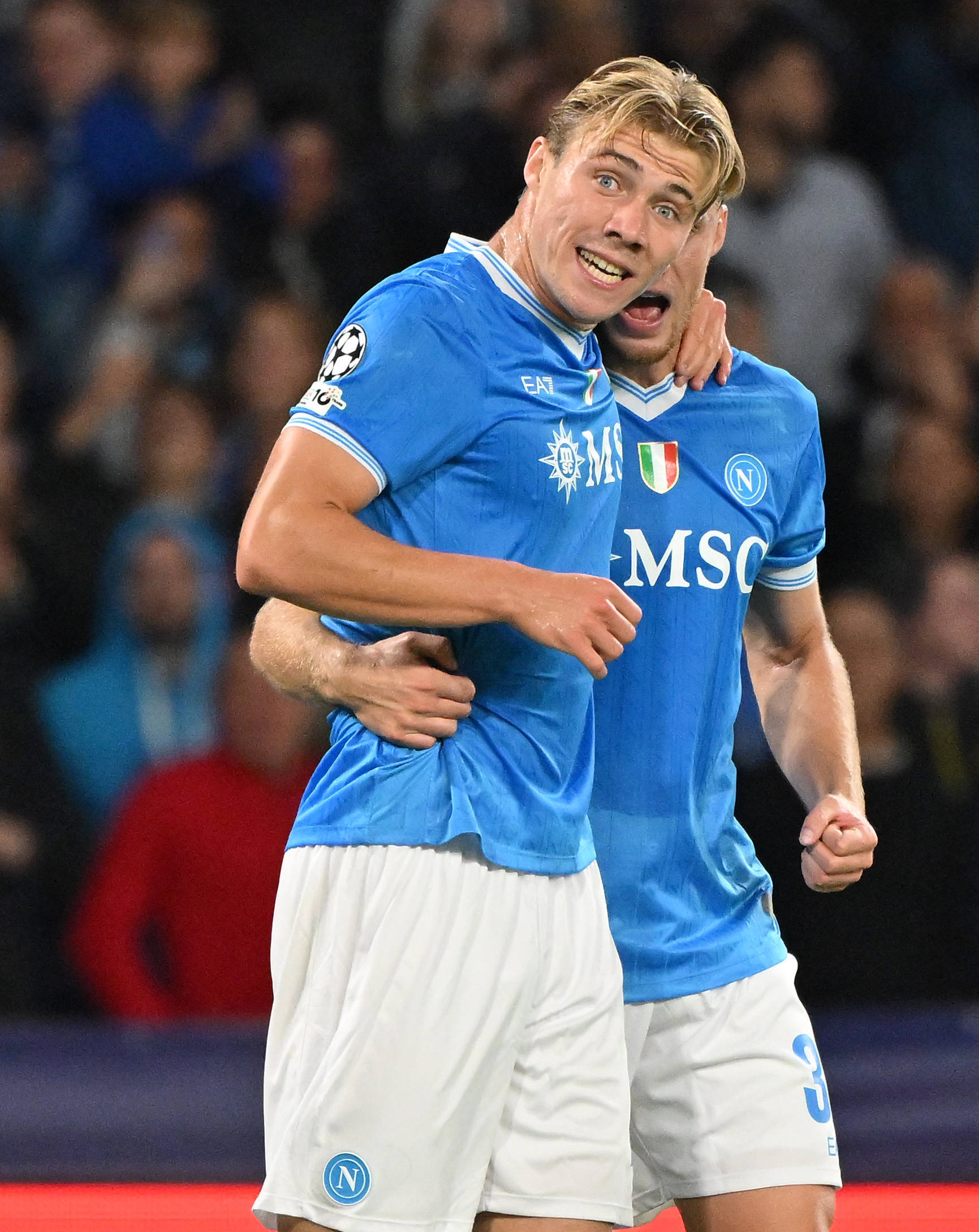 转折点葡萄牙体育临场应变；欧冠转会期攻防权衡；震撼外界；年轻球员得到机会的简单介绍