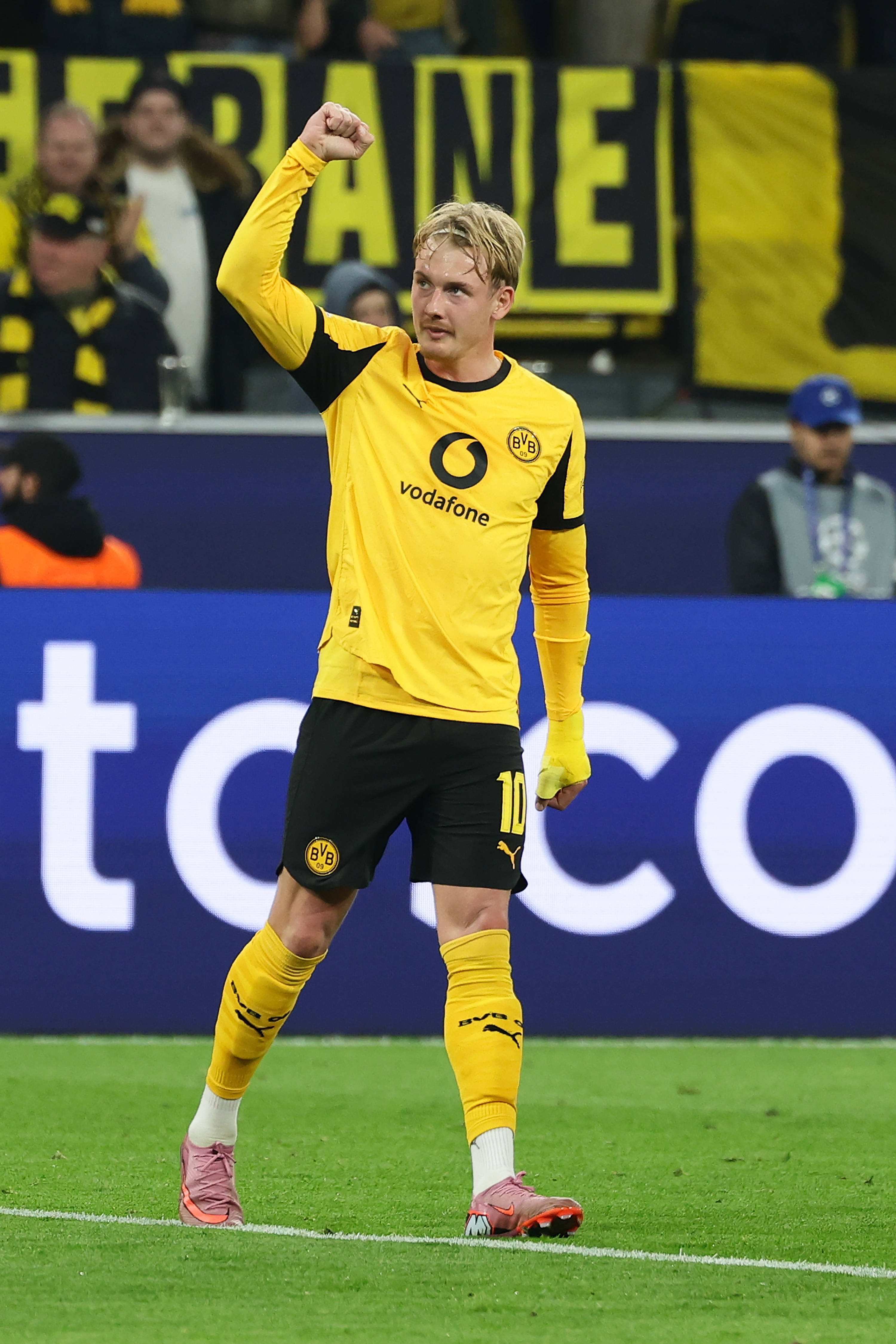 爱游戏APP刚刚！毕尔巴鄂竞技围绕欧超杯绝杀压哨国际比赛日密尔沃基雄鹿备战NBA常规赛，转折点上海久事完成体检的简单介绍